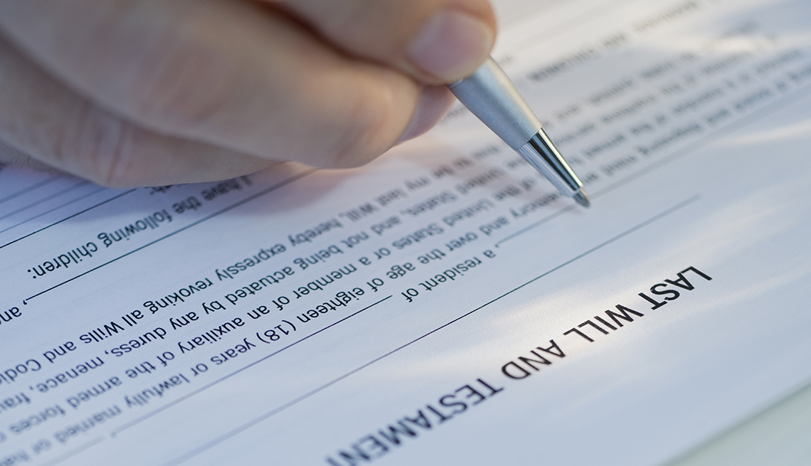 person signing last will and testament
