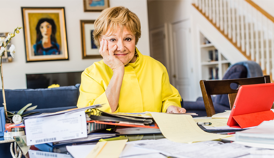Writer Leslie Milk at home in Rockville, Maryland on January 18, 2018.