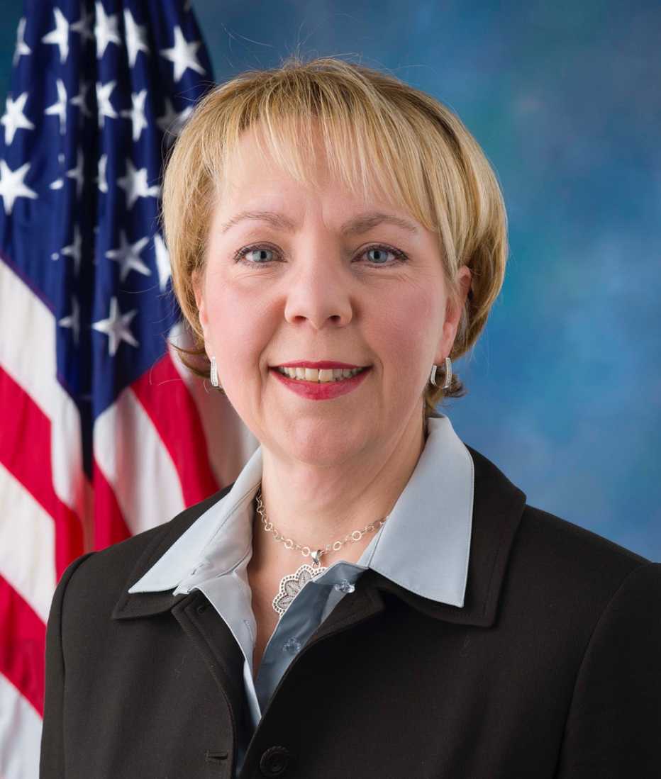 Headshot of Gail Ellis.