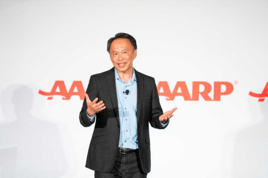 Erwin Tan speaking to audience