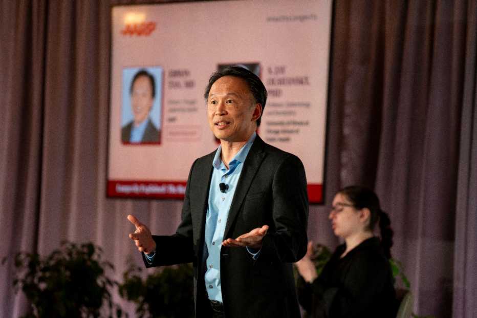 Erwin Tan speaking to audience