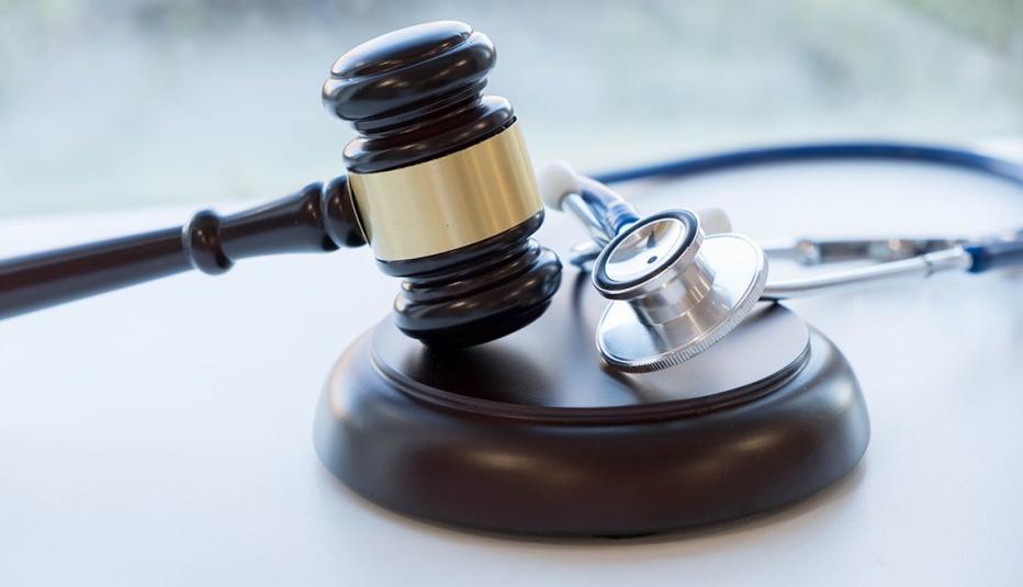 Judge Gavel and Stethoscope Judge Gavel and Stethoscope