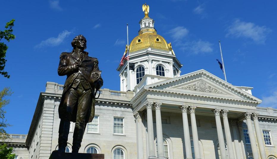 New Hampshire state capitol building