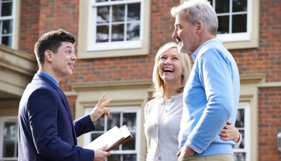 AARP Collaborating with REALTORS® to Educate Homebuyers about Finding Livable Neighborhoods AARP Collaborating with REALTORS® to Educate Homebuyers about Finding Livable Neighborhoods