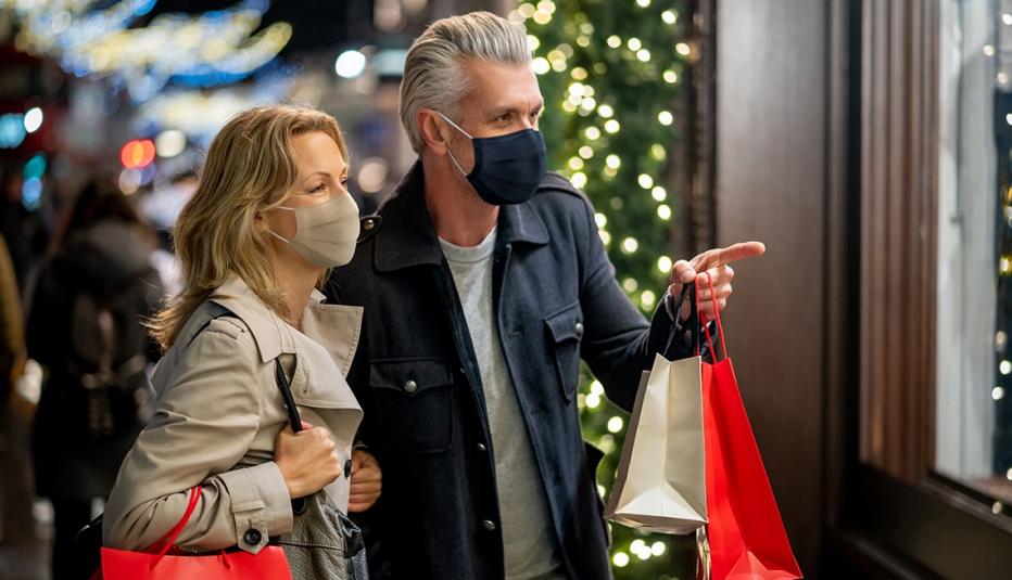 Holiday Shopping During the Coronavirus Pandemic Holiday Shopping During the Coronavirus Pandemic