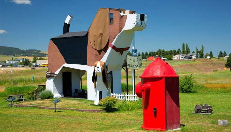  Beagle sculpture at Dog Bark Park, Cottonwood, Idaho