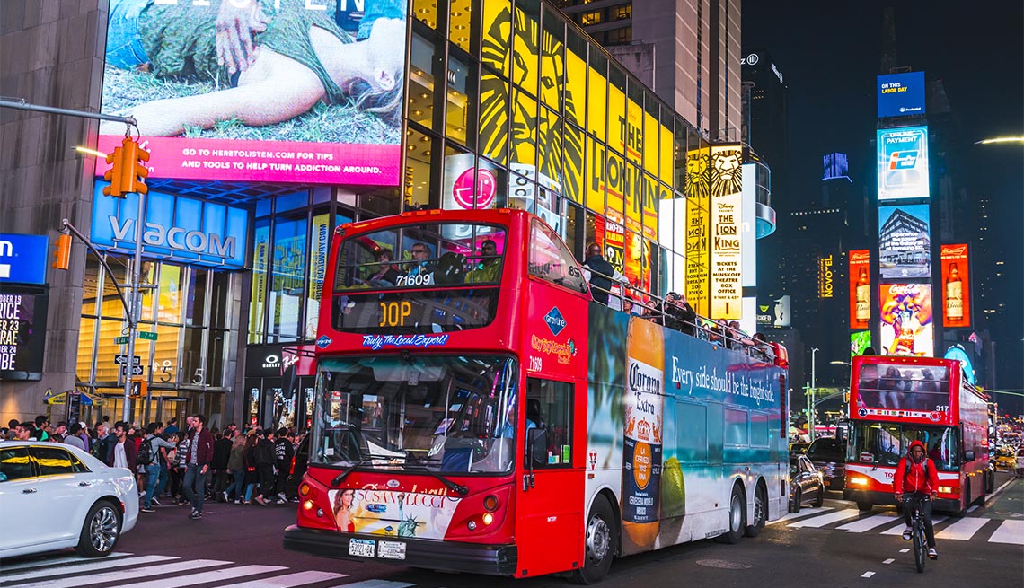 Hop On, Hop Off NYC Tour Bus