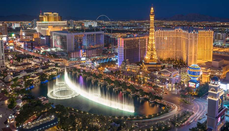Las Vegas Strip Lights Night, Aerial View Bellagio Fountain, Strategies for Scoring Last-Minute Travel Deals Las Vegas Strip Lights Night, Aerial View Bellagio Fountain, Strategies for Scoring Last-Minute Travel Deals