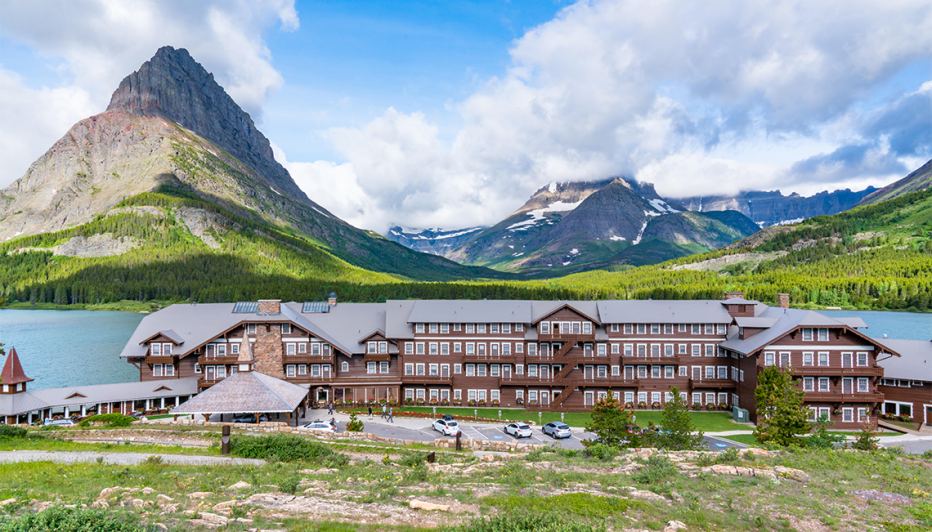 many glacier lodge in glacier national park montana