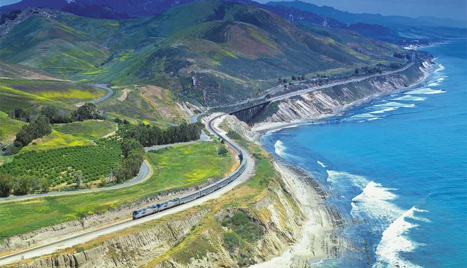 aerial view of Amtrak Starlight train