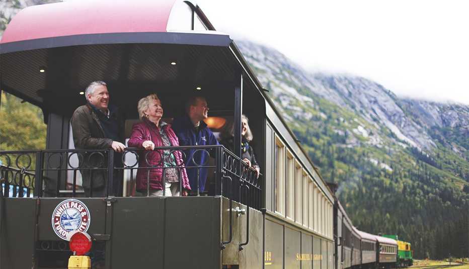 White Pass & Yukon train trip