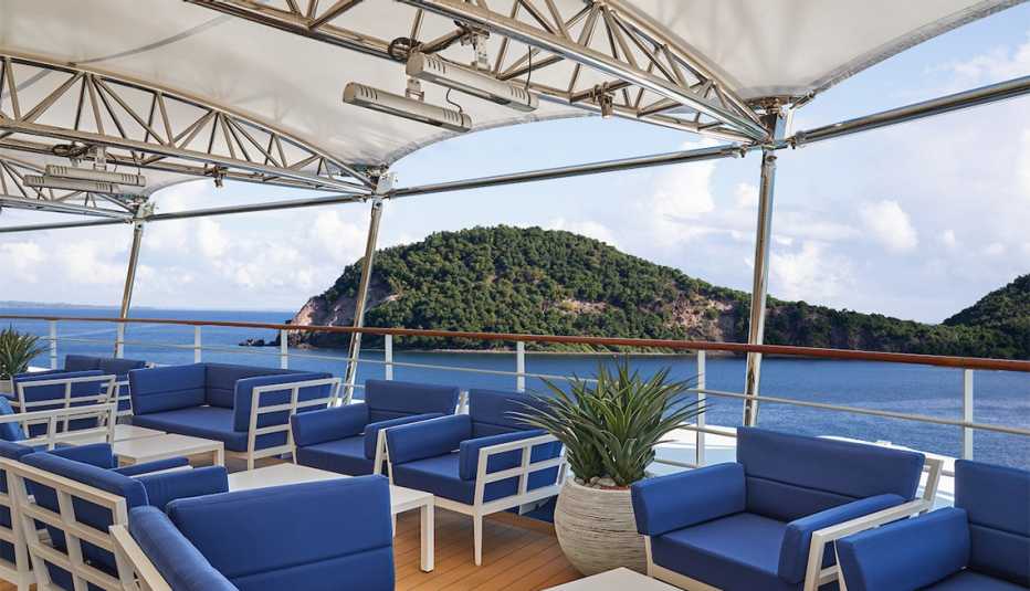 Terrace of the Panorama Lounge, Silver Moon.