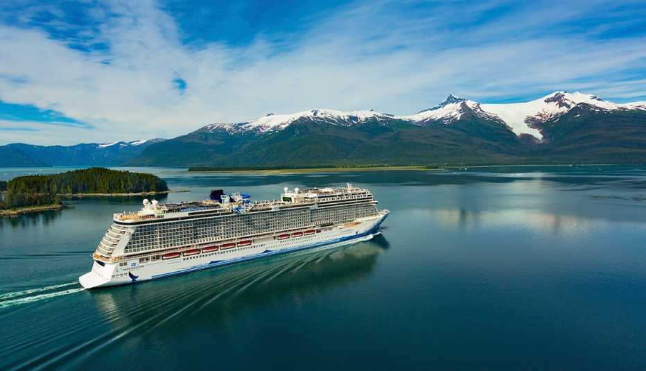 NCL Bliss Endicott Arm sailing in Alaska