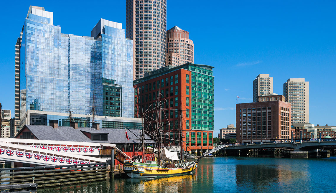 Boston Massachusetts Harbor, Summer Getaways Boston 