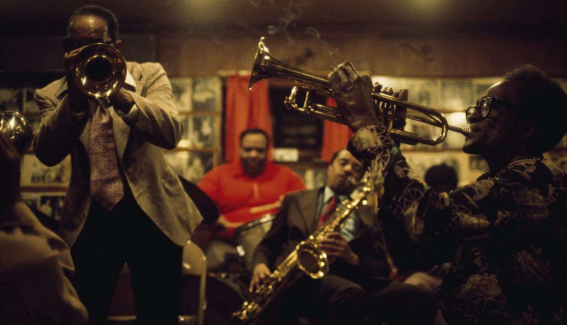 Jazz Band Horns, Nightclub Kansas City, Heartland Getaways