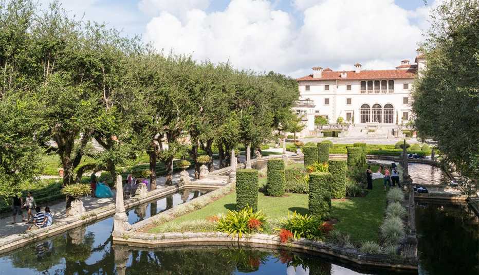 Vizcaya Museum & Gardens Vizcaya Museum & Gardens