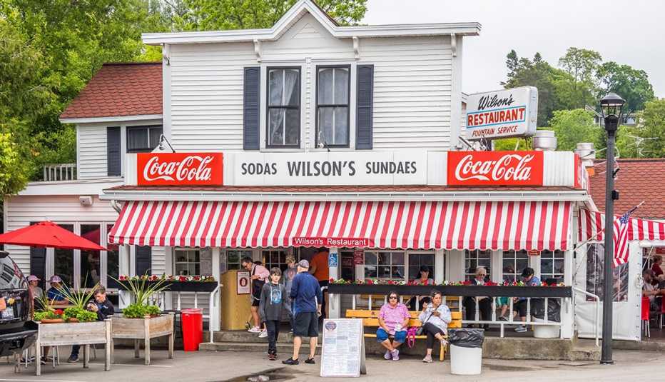 Wilson's Restaurant and Ice Cream Parlor in Ephraim, Door County, Wisconsin Wilson's Restaurant and Ice Cream Parlor in Ephraim, Door County, Wisconsin