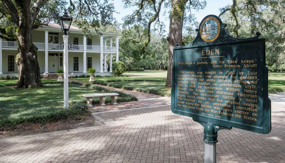 Eden Gardens State Park grounds with the plantation style house of William Henry Wesley Eden Gardens State Park grounds with the plantation style house of William Henry Wesley