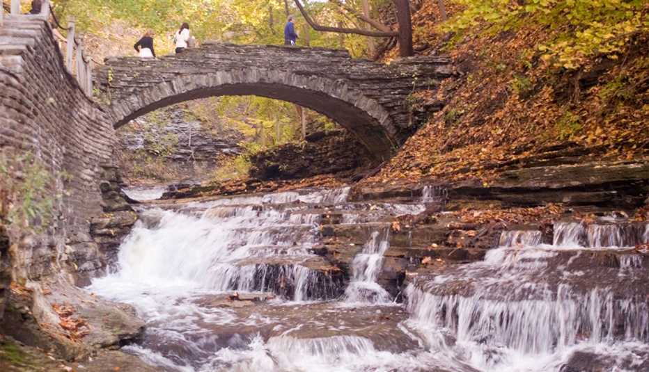 Cascadilla creek gorge waterfall trail, Ithaca, NY,
