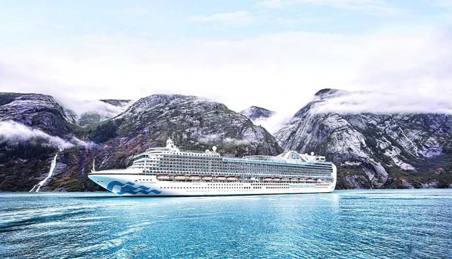 Ruby Princess cruise ship