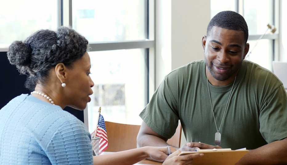 A veteran gets help at a bank A veteran gets help at a bank