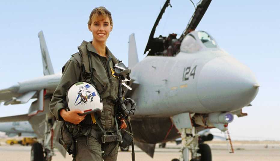 fighter pilot carey lohrenz