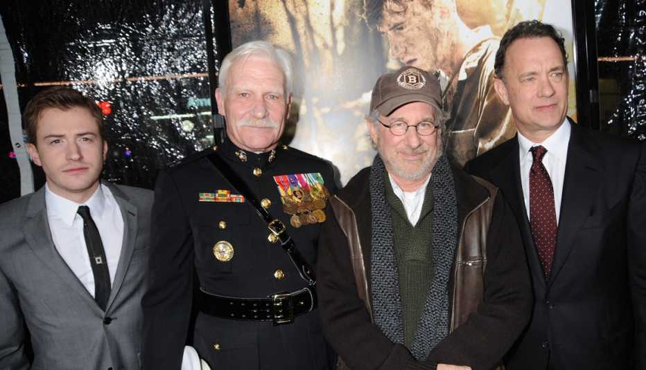 premiere of the pacific on the red carpet actors joe mazzello dale dye producer steven spielberg and tom hanks