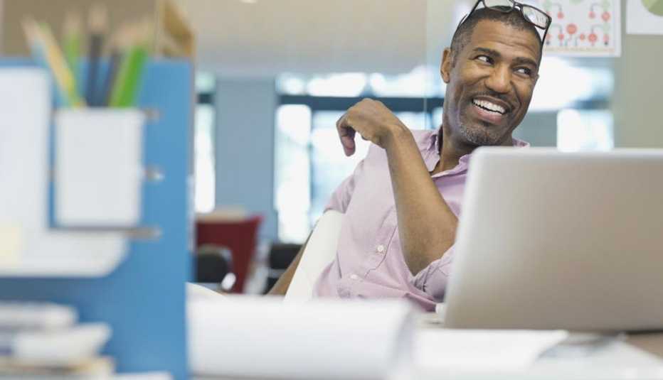 A Mature Man in an Office Setting, Avoid Seven Mistakes, Job Seekers