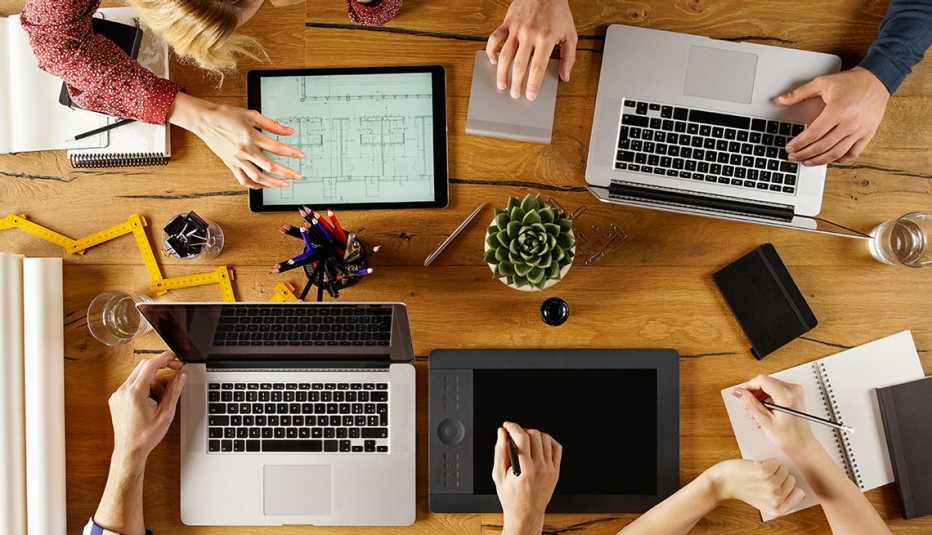 5 Great Tech Jobs for workers over 50