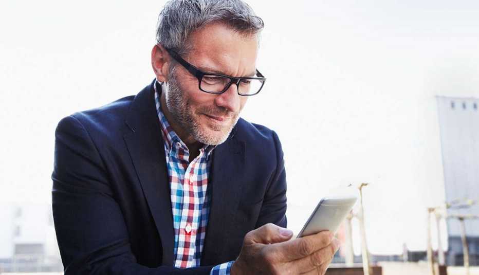 Twitter and Your Job Search 
