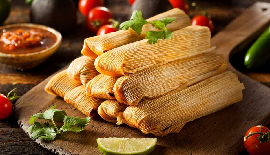 Tamales de maíz y pollo caseros Tamales de maíz y pollo caseros