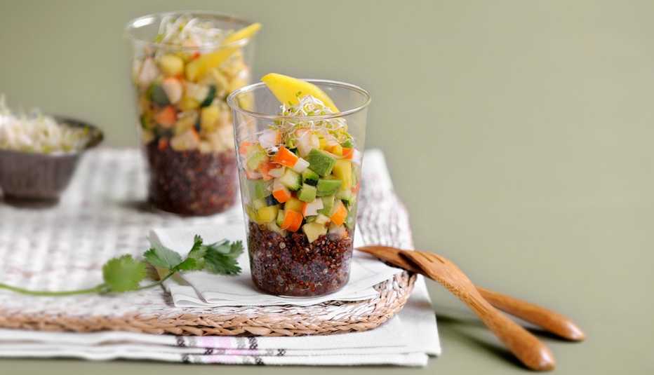 Quinoa negra en un vaso