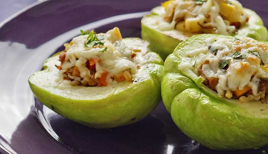 Vegetales y frutas indispensables en las cocinas latinas