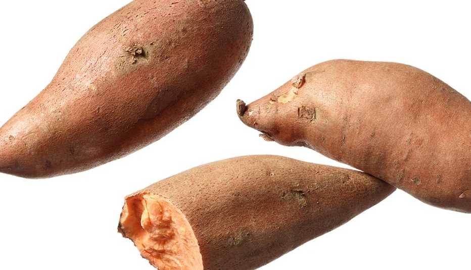 Camote con la cáscara