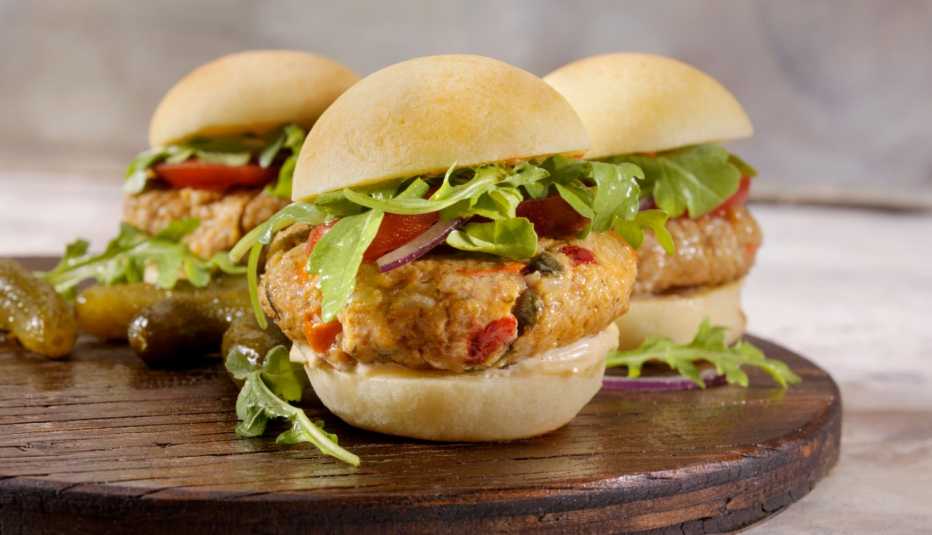 Mini hamburguesa vegetariana con garbanzos