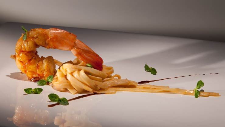 Camarón con fettucine y mantequilla, Receta del Chef Alex Atala