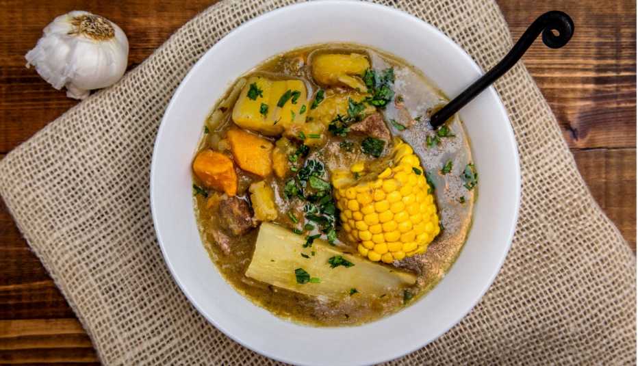 Ajiaco, sopa cubana de vegetales Ajiaco, sopa cubana de vegetales