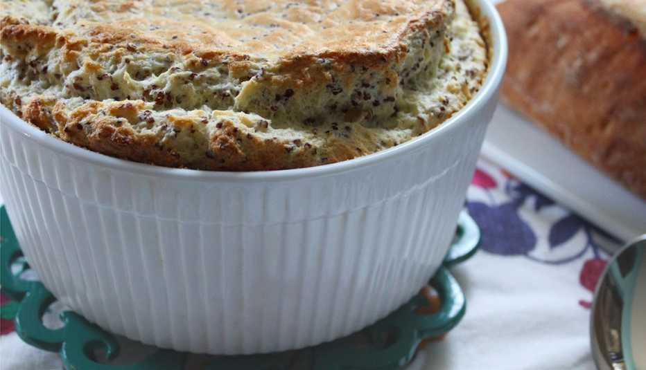 Suflé de Quinoa en un recipiente