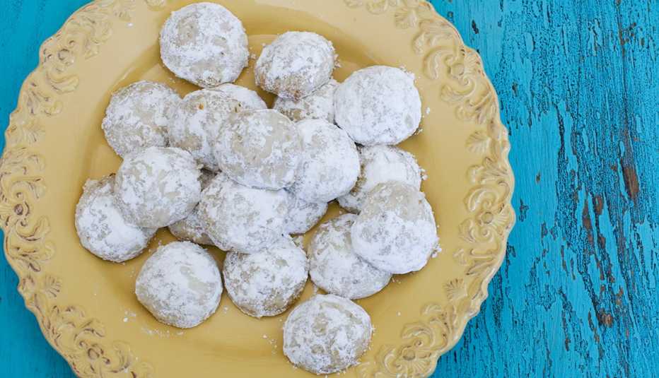 Galletas mexicanas sobre un plato Galletas mexicanas sobre un plato