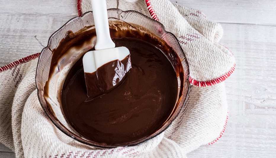 Chocolate oscuro derretido
