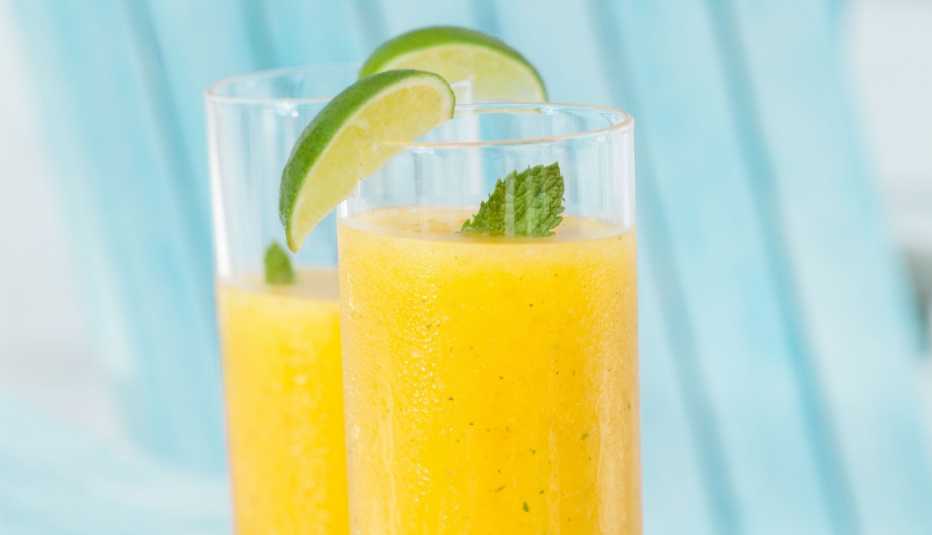 Mangonada frappe