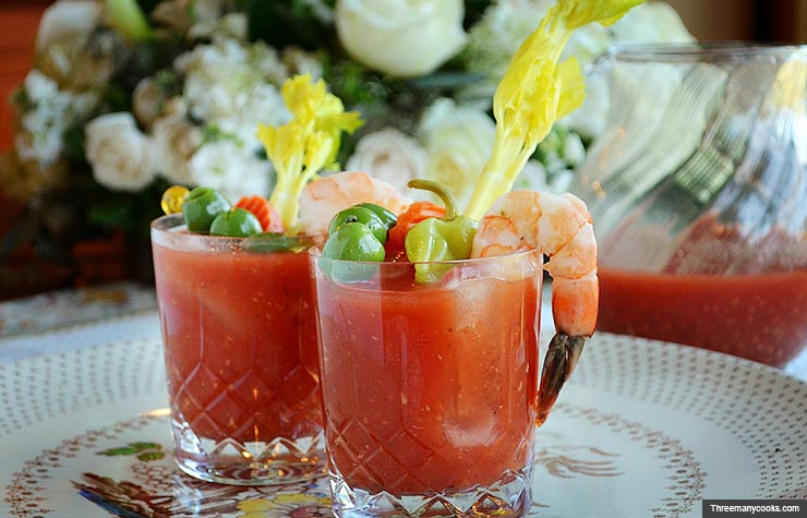 Bloody Mary. Recetas de cócteles de vacaciones.