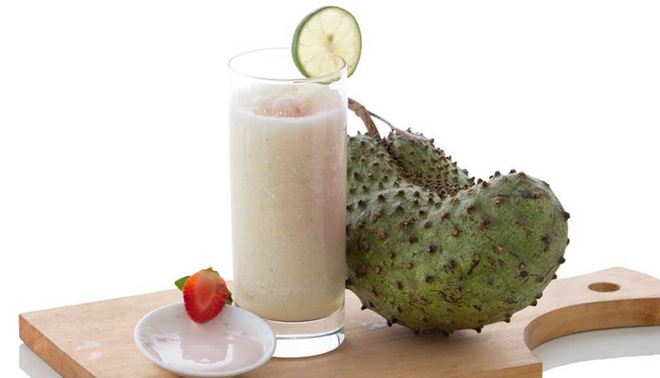 Jugo de guanábana y jengibre