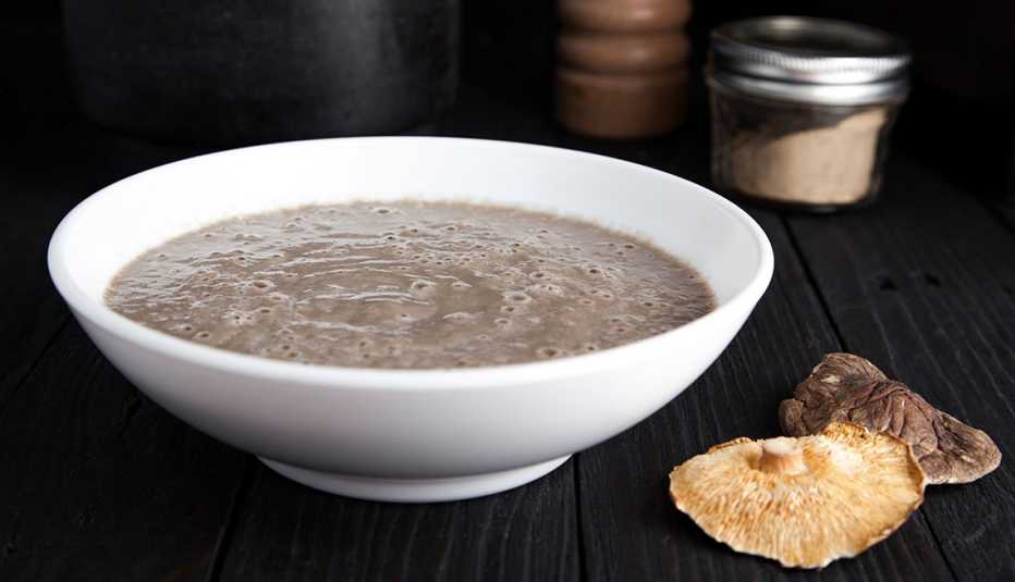 Crema de hongos shiitake
