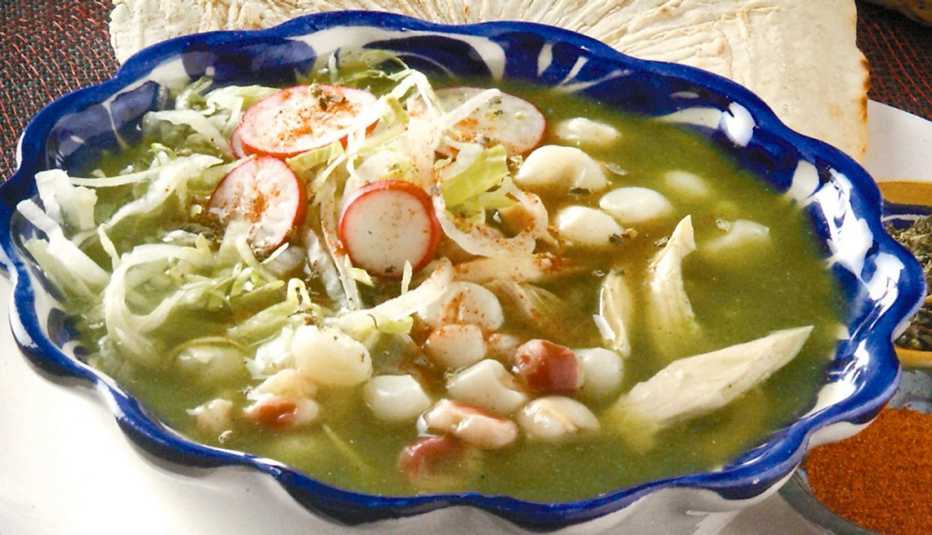 Pozole verde con carne de cerdo. Pozole verde con carne de cerdo.