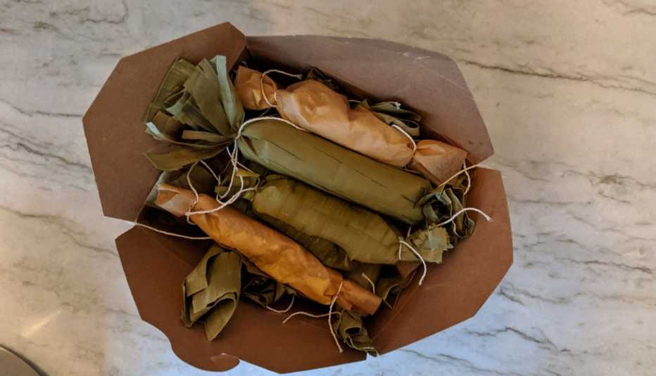 Guanimes envueltos en hoja