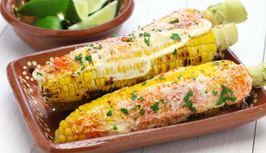 Maíz con mayonesa picante