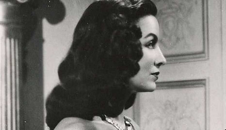 LA PASIÓN DESNUDA - 10 películas de María Félix