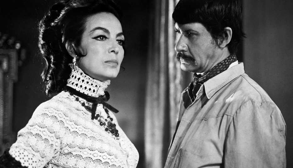 LA GENERALA - 10 películas de María Félix