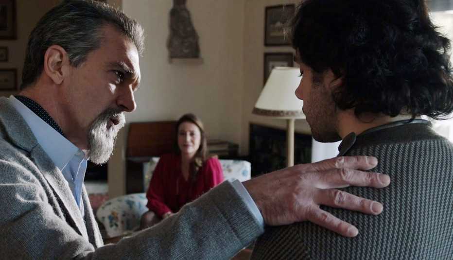 Antonio Banderas y Toby Sebastian en una escena de The Music of Silence 